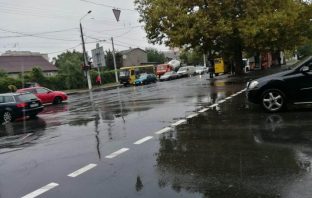 Не работает светофор на 7й фонтана