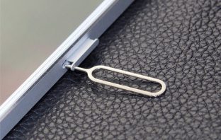 Посылка из Китая. Скрепка для открытия лотка Sim карты
