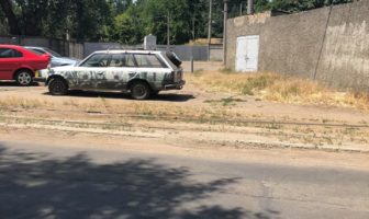 А я все думаю как лучше запаску возить….